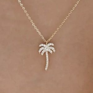 Rhinestone Palm tree adjustable necklace